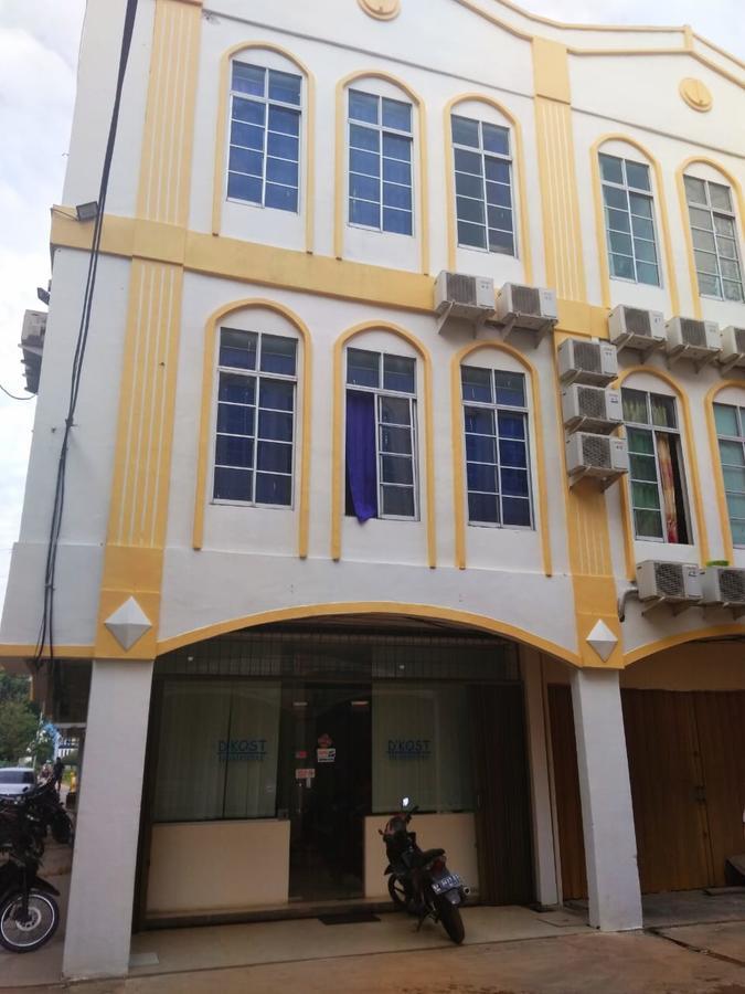 Хостел D'Kost Batam Нагоя Экстерьер фото